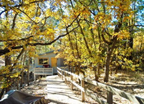 LOCATION! Nature Lovers Getaway - Close to Historic Downtown